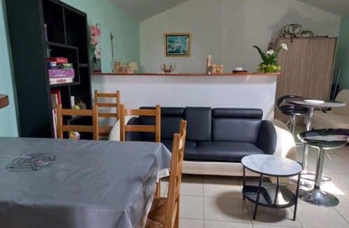 Amberieu-en-Bugey House | Jacques et Paola Chanis