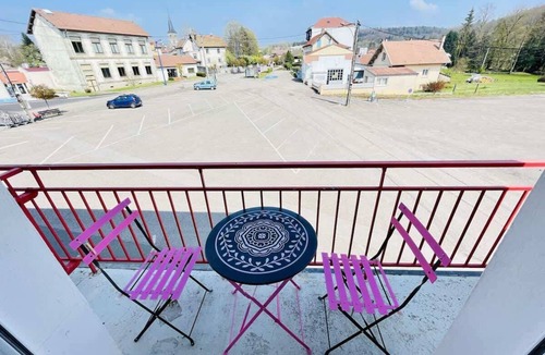 Forges-les-Bains Apartment | Jacques Prévert