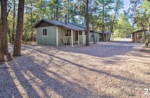 Pinetop-Lakeside Cabin | Jacuzzi Cabin # 8