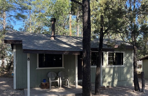 Pinetop-Lakeside Cabin | Jacuzzi Cabin # 8