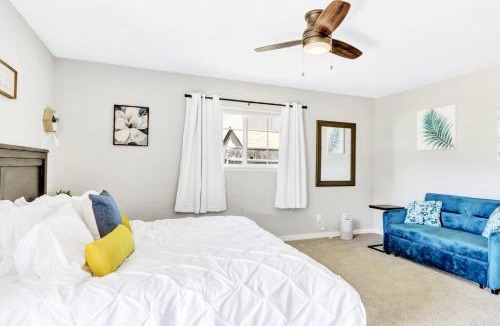 The Colony House | Jacuzzi & Pool House w/Game Room + Fire table