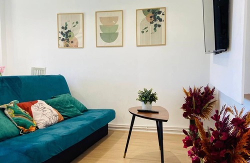 Bonnieres-sur-Seine Apartment | Jacuzzi, Romantisme et Relax