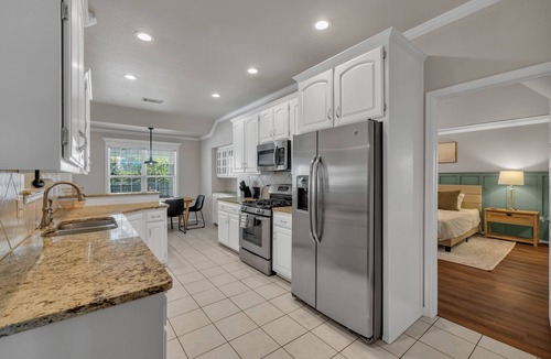 Tulsa House | Jacuzzi Tub-Walk to Dining & Shopping-Garage Parking