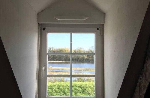 La Chapelle-sur-Loire Apartment | Jacuzzi Vue sur Loire - Gite des Sorciers Japonais