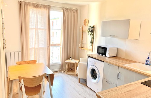 Manosque Apartment | JADE APPARTEMENT - One Bedroom Apartment, Sleeps 2