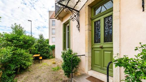 Bourroches Apartment | Jade - Evasion vintage