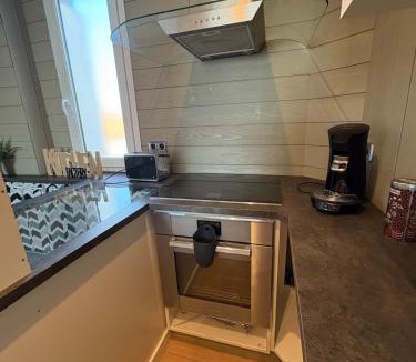 Donville-les-Bains House | Jade's House