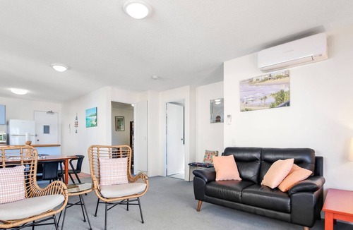 Caloundra Apartment | Jade Waters U4/ Latona Ave