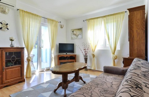 Nin Apartment | Jadran (NIN122) by Interhome