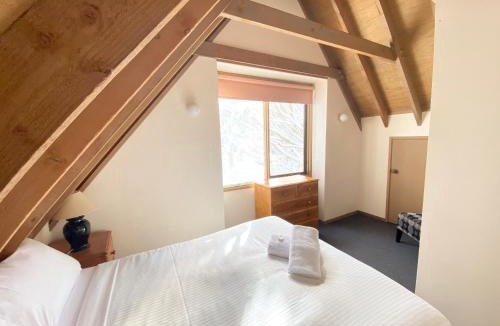 Dinner Plain House | Jagungal