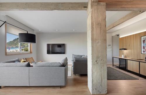 Gros Apartment | Jai Alai 54 by FeelFree Rentals