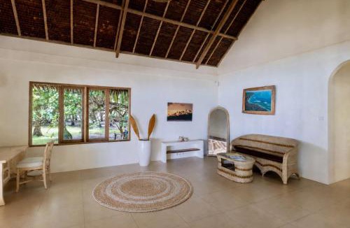 Katiet House | Jala Villas Lances Right HTs Mentawai
