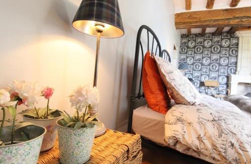 Fontevraud-l'Abbaye Bed & Breakfast | Jallanges