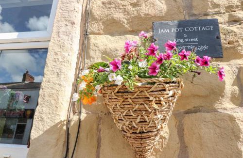 Longridge House | Jam Pot Cottage