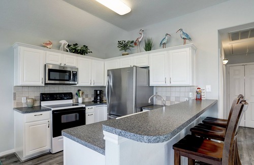 Jamaica Beach House | Jamaica Beach Waterfront Home! w/Paddleboards, Kayak, Pedal Boat, Fishing Gears