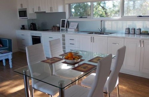 Goornong Other | Jamar Lodge - Come and rest awhile.