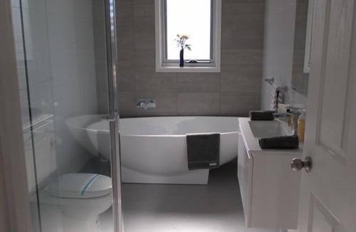 Goornong Other | Jamar Lodge - Come and rest awhile.