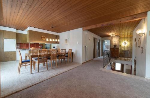 Alt Sankt Johann House | Jambo Pua