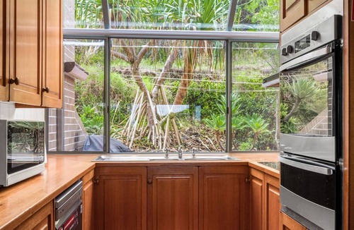 Byron Bay House | James Cook 10 - 130 Lighthouse Road