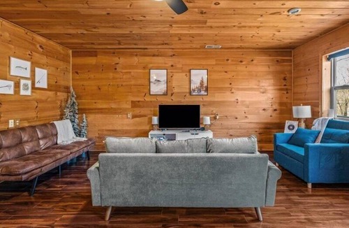 Galena Cabin | James River Haven | The Cabins at Galena Cabin 1