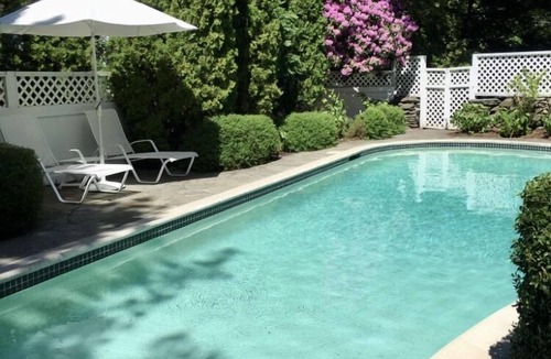 Shoreby Hill House | Jamestown’s Beautiful Historic Shoreby Hill location
