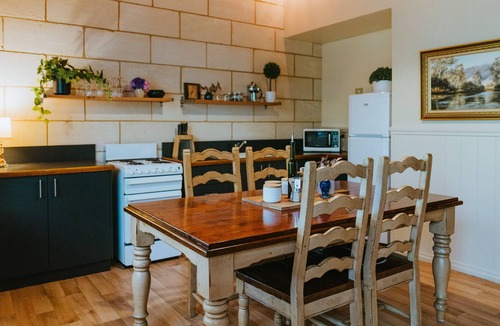 Jamieson Cottage | JAMIESON Birch Cottage 3