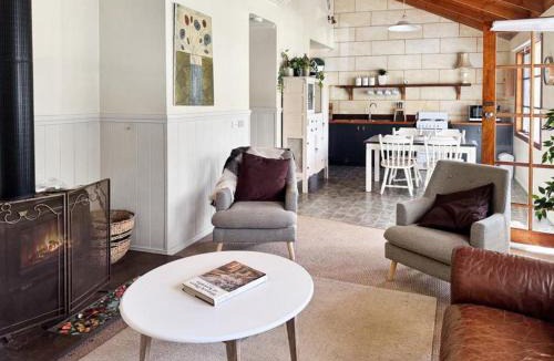 Jamieson House | Jamieson Cottage 2 - By the River