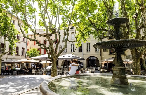 Fontareches Apartment | “Jamin” Room with Private Terrace, Wi-Fi, and Air Conditioning