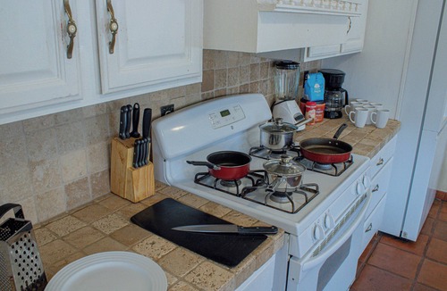 Jamul Villa | Jamul's Jewel: 10ACRES,Hilltop,Heated*Salt Pool,Spa*,City & Mtn.Views,B-Ball Court*,Grill,Horseshoes