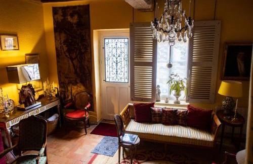 Ecuelles Bed & Breakfast | Jan's place in Burgundy