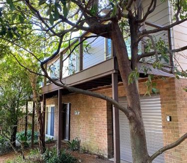 Erowal Bay House | Jan's Retreat by Experience Jervis Bay