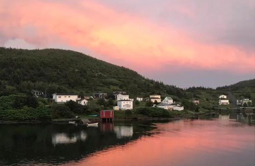 Spanish Room House | Jandon Cottage, Burin