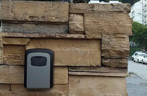 Gelugor House | Jane's farm host Bee Casa Management