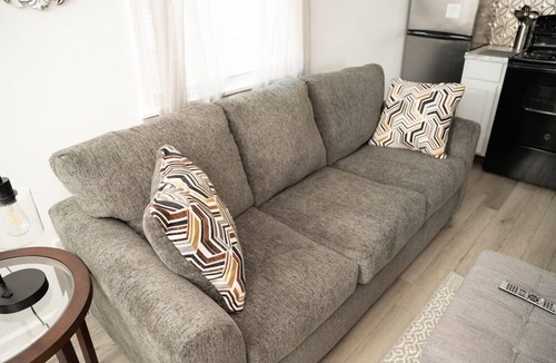 Carencro Cabin | Janie’s Cozy Cabin