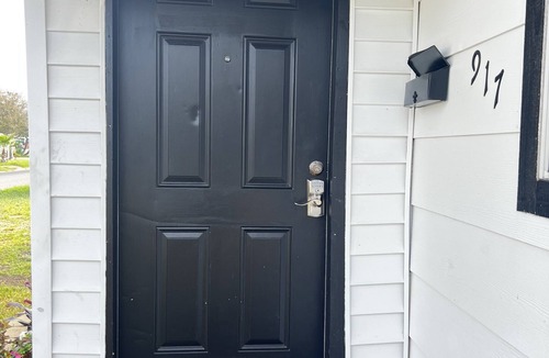 Kingsville House | Janie’s cozy cottage minutes from Texas A&M Kingsville