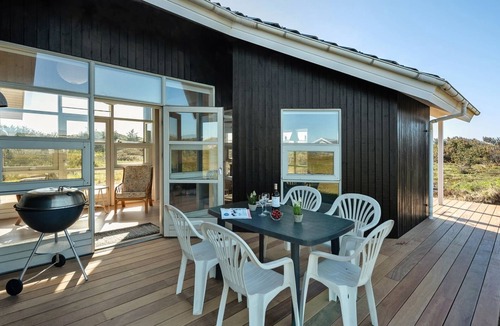 Houvig Strand House | "Janni" - 250m from the sea by Interhome