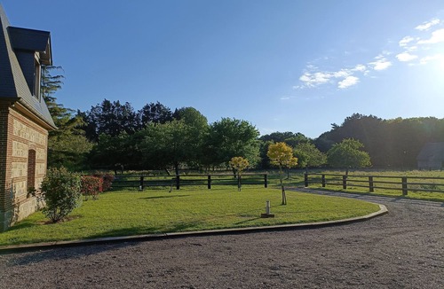 Paluel House | Janville Estate