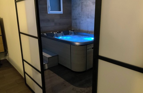 Montelimar Apartment | Japanese Suite - Spa With Breakfasts