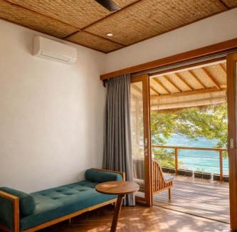 Gili Air Villa | Jarapa Beach House - Luxury Beachfront Stay Gili Air