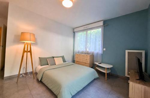 La Pompignane Apartment | Jardin de la Pompignane