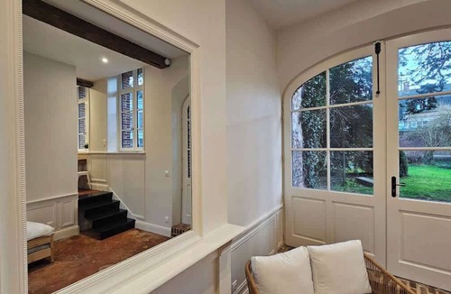 Arras Apartment | Jardin de la Prefecture