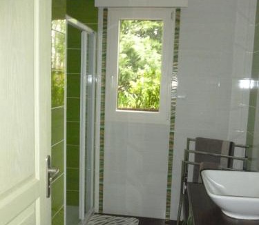 Combourg Bed & Breakfast | Jardin du Levant