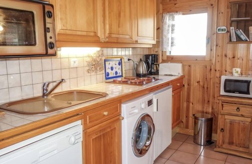 Saint-Gervais-les-Bains Apartment | Jardins Alpins 4 by Interhome