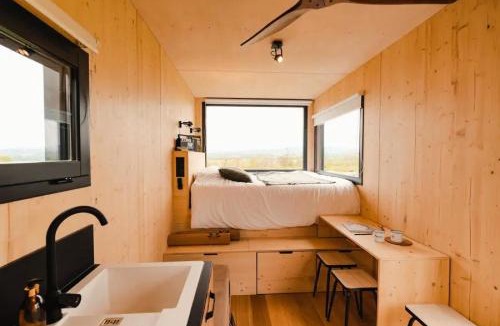 Saint-Etienne-la-Thillaye Cabin | Jardins de la Thillaye - Parcel Tiny House - Tiny House 1 Près des chevaux à 15 min de Deauville MAE-8101