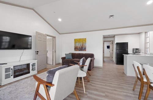 Ramona House | Jarrett Farm Resort - Suite 1