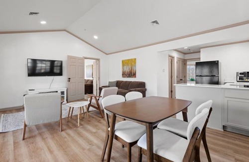Ramona Bed & Breakfast | Jarrett Farm Resort - Suite 2