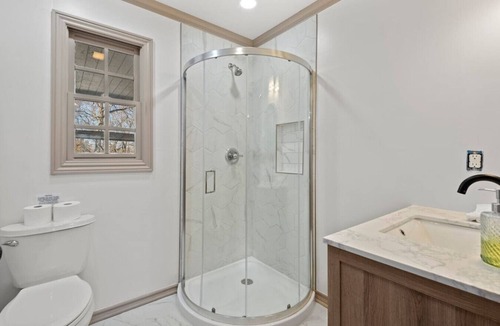 Ramona Cabin | Jarrett Farm Resort - Suite 11