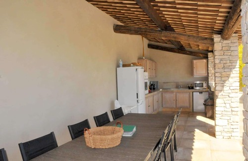 Sainte-Croix-a-Lauze Villa | Jas Gibony Character house. Pool heated to 27°C