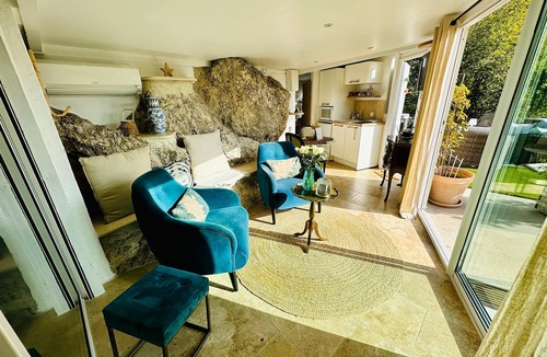 Le Bar-sur-Loup Apartment | Jasmin - Gite avec Spa prive, vue imprenable