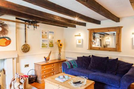 Richmond House | Jasmine Cottage